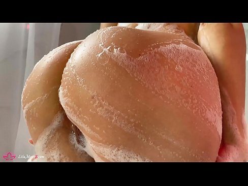 ❤️ Brunette masturbearet poesje mei Vibrator nei intens orgasme yn dûs Seksfideo op fy.prendiporno.ru